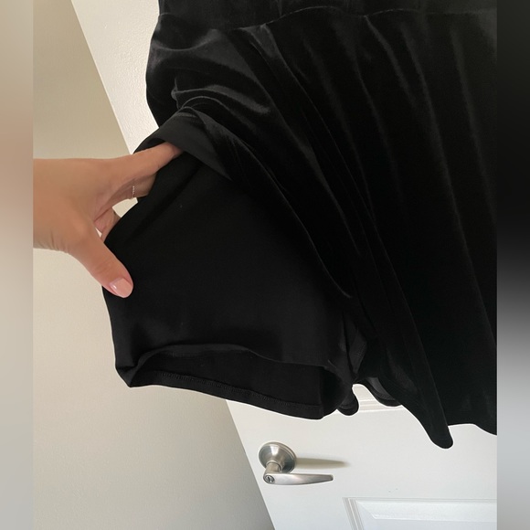 Express Velour Dress - Picture 4 of 5